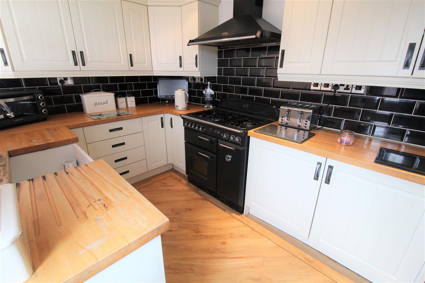 Fairhaven Grove, Birches Head, Stoke-On-Trent